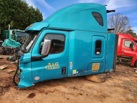 2020 Freightliner Cascadia Cab Assembly